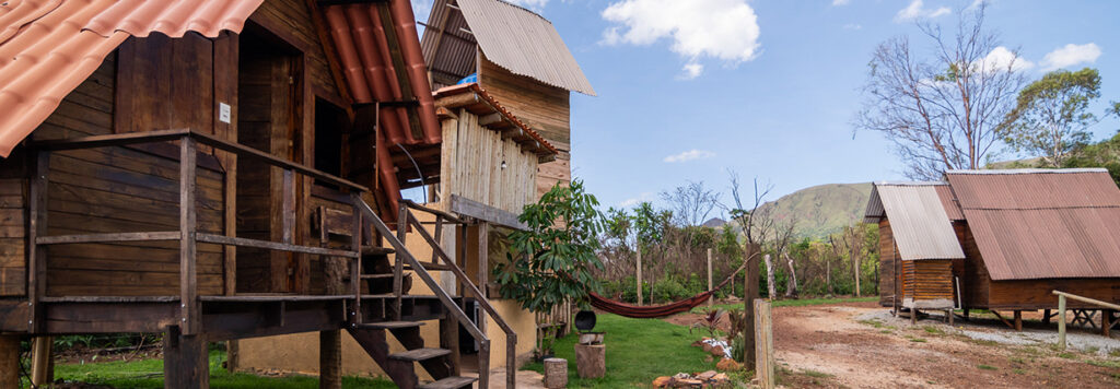 Bioconstrução e arquitetura sustentável em Brumadinho