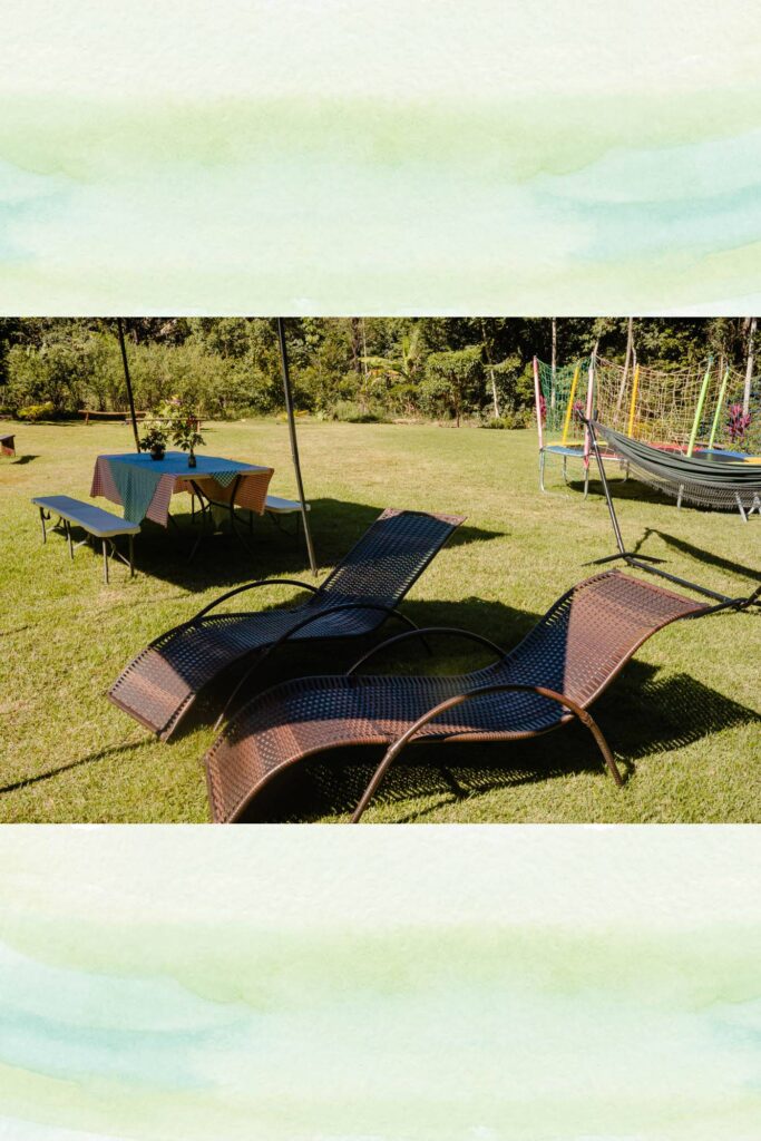 Ecovila Coração da Mata - espreguiçadeiras de jardim