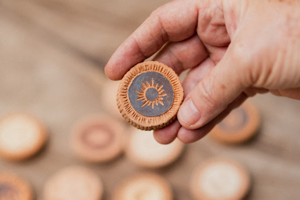Peça de artesanato criado por artesãos de Brumadinho.