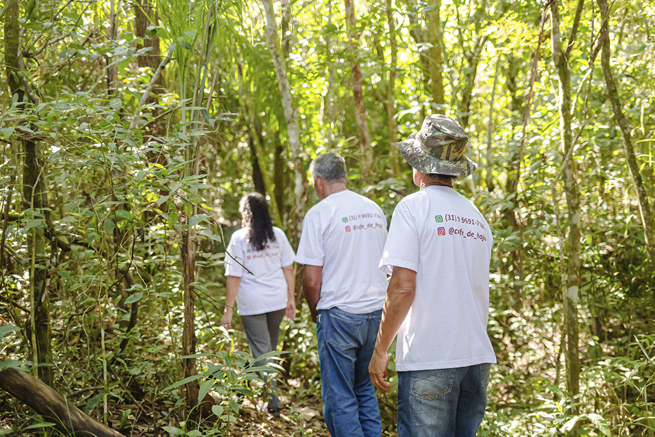 Caminhada ecológica pelo Assentamento das Pastorinhas em Brumadinho