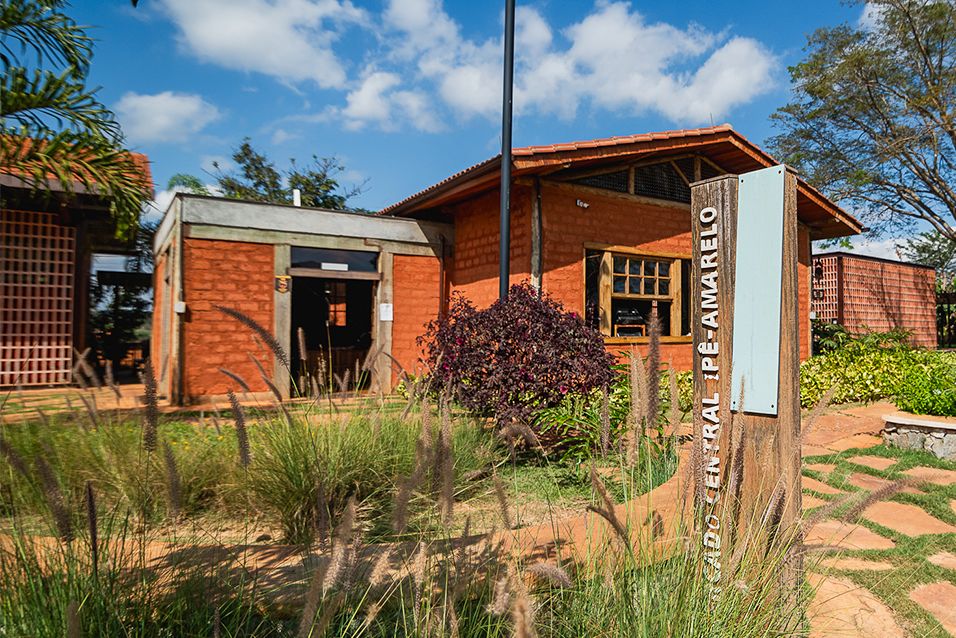 Mercado Central Ipê-Amarelo